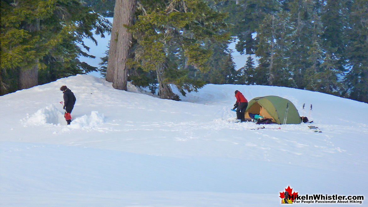 Bivouacking at Elfin Lakes