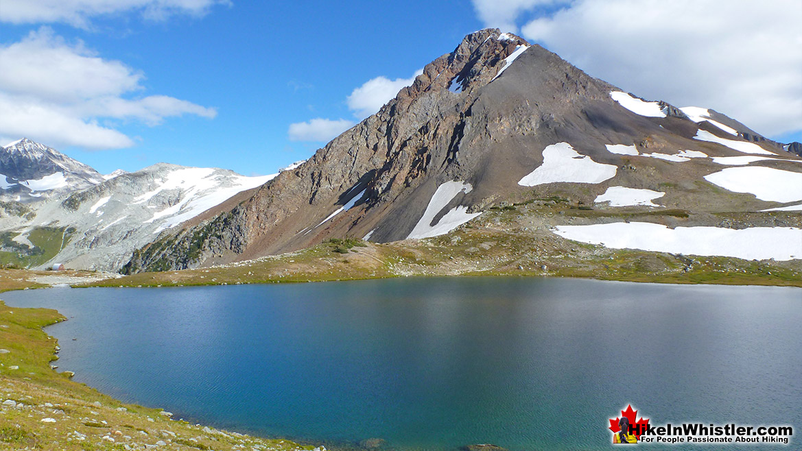 Russet Lake, The Fissile and the Hut